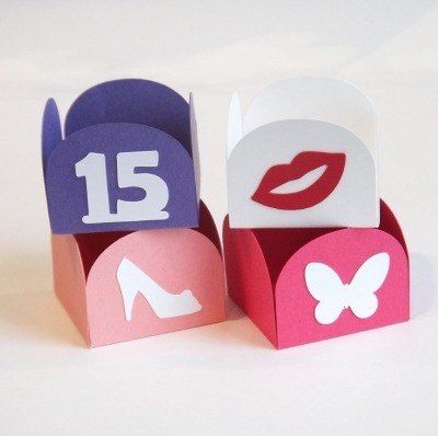 modelo personalizado 15 anos