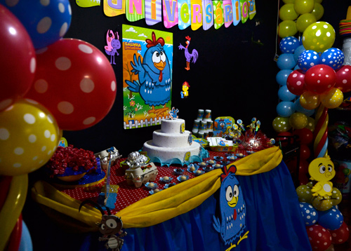 decoracao-com-tnt-galinha-pintadinha