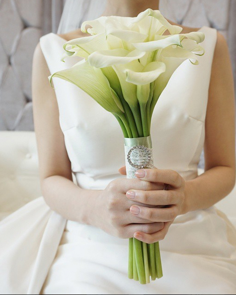 Buquê de Copos de Leite delicado