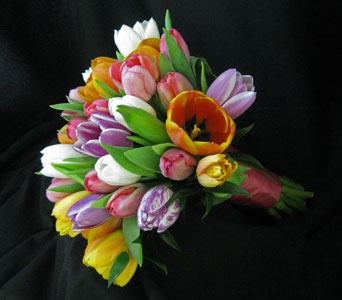 buque de tulipas coloridas 2