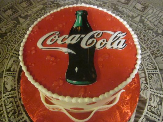 Festa Coca Cola bolo com papel de arroz