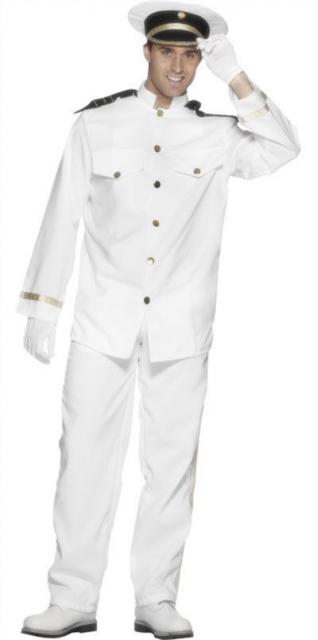 Fantasia toda branca de marinheiro.