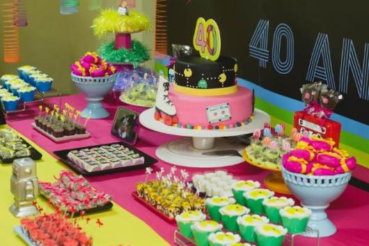Decoração de festa retrô