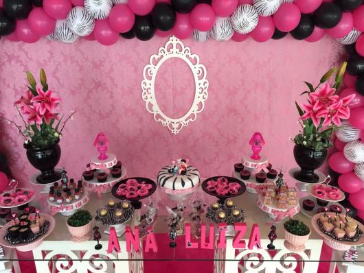 decoração rosa e preto