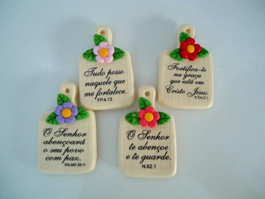 ímãs como lembrancinhas evangélicas