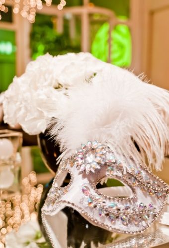 máscara de Veneza branca só para os olhos