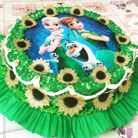 bolo verde com papel de arroz Frozen Fever