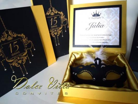 convite baile de máscaras