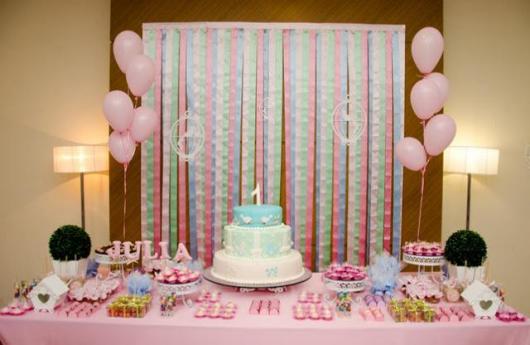 Balões Presos com Fitilhos 