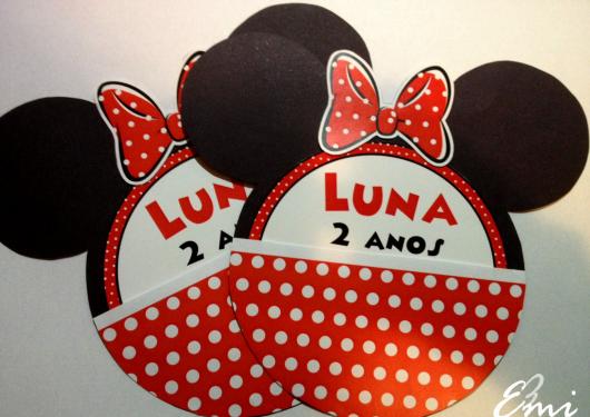 Festa da Minnie vermelha convite formato carinha da Minie