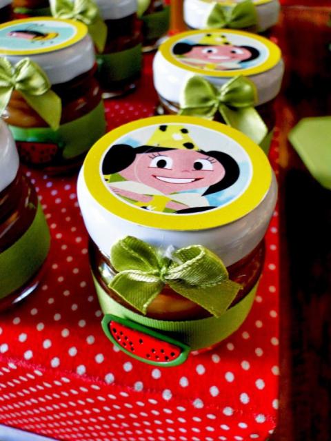 potinho como lembrancinha do show da Luna