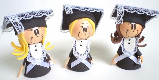 três formandas de biscuit