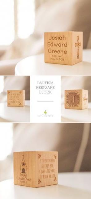 Caixa com convite em volta.