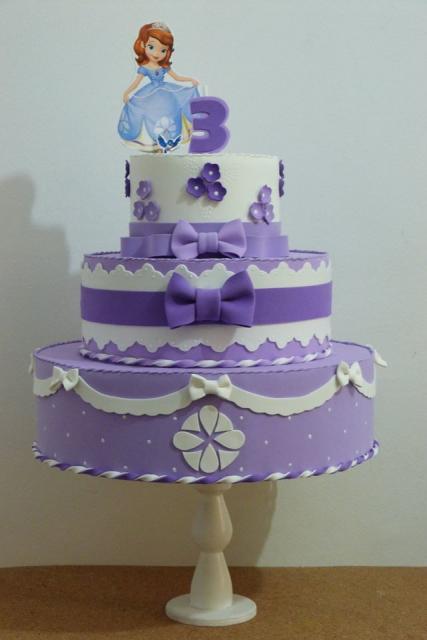 Bolo fake princesa Sofia