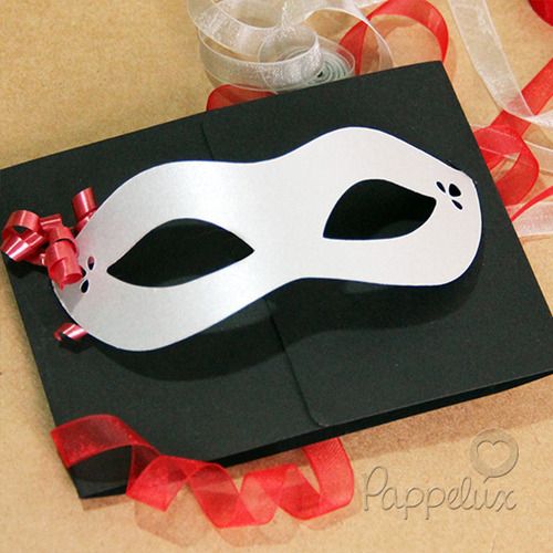 Convites de festa à fantasia EVA preto e branco