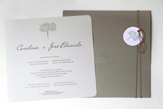 Convites de Noivado Simples minimalista branco e cinza