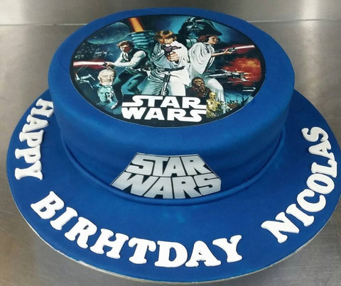  Bolo Star Wars de pasta americana com papel de arroz