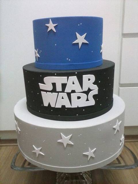 Bolo Star Wars fake de EVA azul preto e cinza