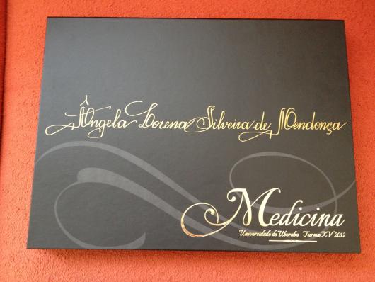 Convites de Formatura Medicina preto e dourado