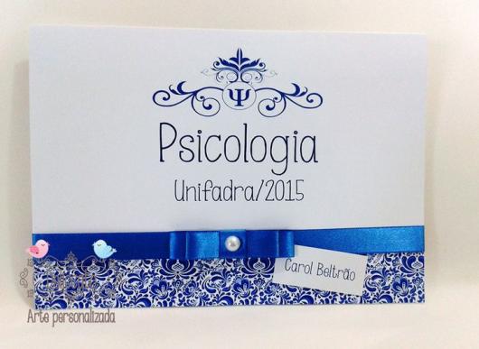 Convites de Formatura Psicologia Scrap azul e branco com laço de fita