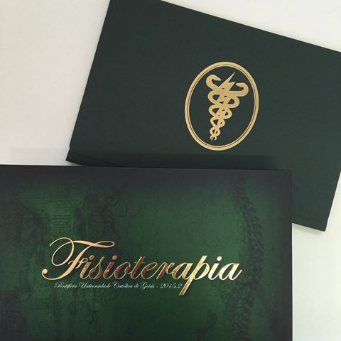 Convites de Formatura Fisioterapia cartão de abrir com envelope verde e dourado