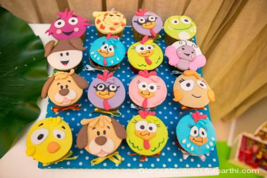 cupcake galinha pintadinha 3D de todos os personagens