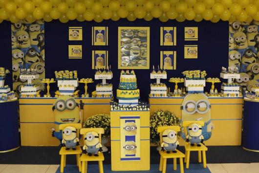 Festa dos Minions de luxo com provençal amarelo