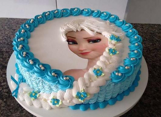 Festa Frozen bolo de chantilly com papel de arroz da Frozen
