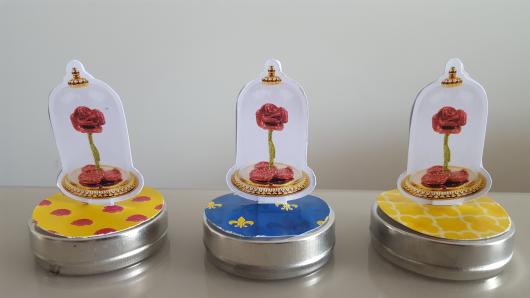 A Bela e a Fera lembrancinha latinha de alúminio personalizada