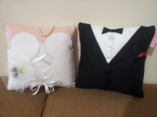 Lembrancinhas para Padrinhos de Casamento almofadas de feltro