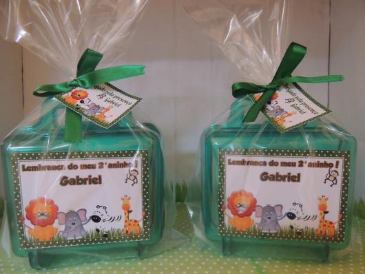 Lembrancinhas Safari maletinha acrílica personalizada