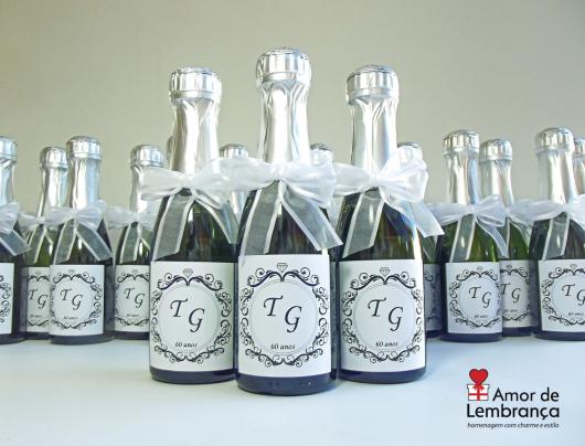 Bodas de Diamante lembrancinha garrafa de champagne