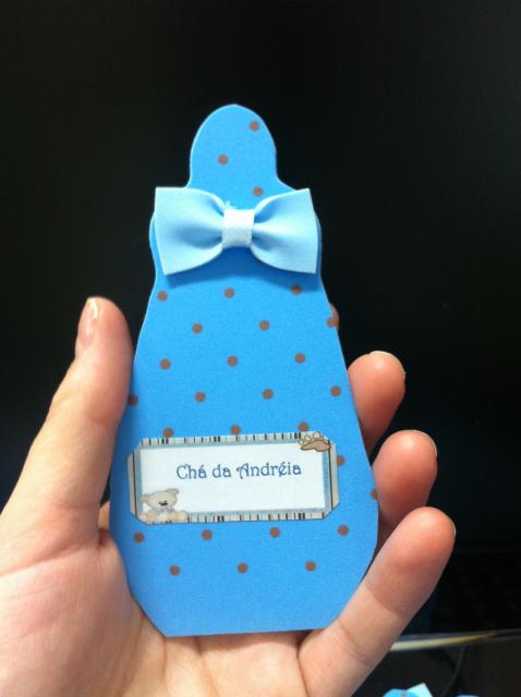 Chá de Bebê Simples convite de EVA no formato de mamadeira