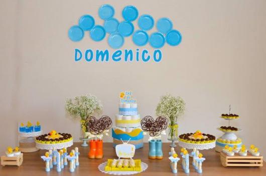 Chá de Bebê Simples para menino decorado com enfeites caseiros