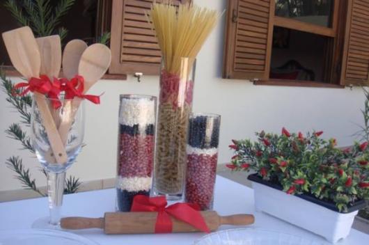 Chá de Casa Nova enfeites de macarrão