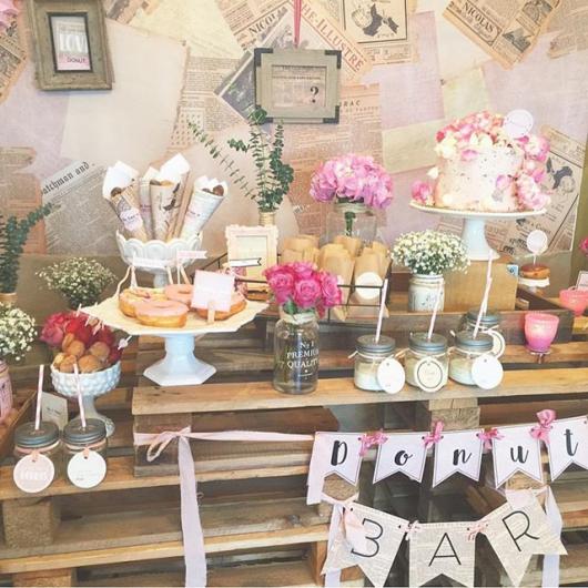 Chá de Casa Nova decoração rústica com enfeites caseiros