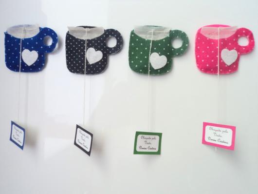 Chá de Casa Nova lembrancinha xícara de feltro imã de geladeira