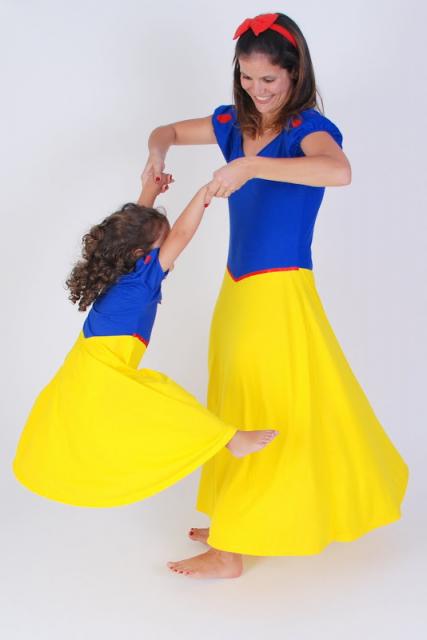 Fantasia Branca de Neve longa de malha