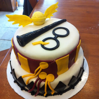 Festa Harry Potter bolo de pasta americana branca