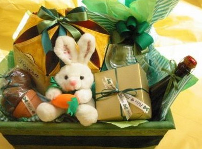 Cesta de Páscoa de Caixa de Sapato verde com coelho de pelúcia