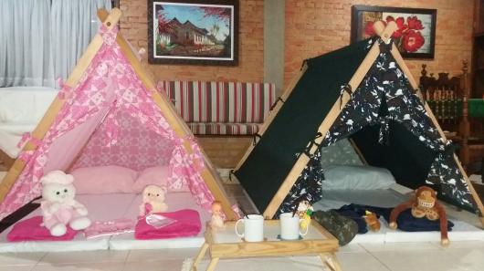 cabana de madeira para festa do pijama simples