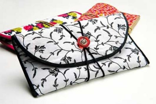 Lembrancinha com Caixa de Leite para Dia das Mães carteira com tecido