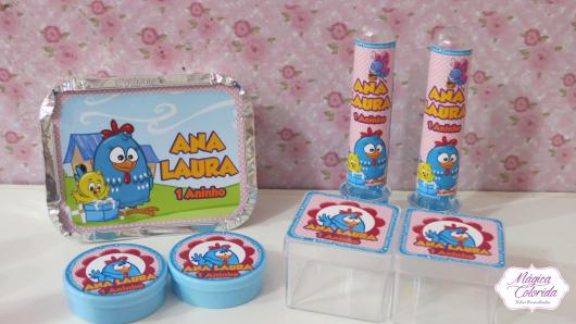 Lembrancinhas da Galinha Pintadinha com caixinha de acrílico e marmitinha de doces