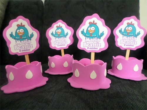Lembrancinhas da Galinha Pintadinha centro de mesa de EVA