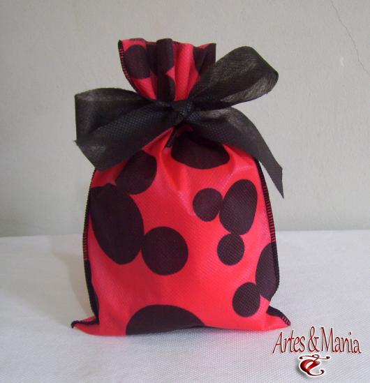 Saquinhos para Lembrancinhas de TNT com tema Mickey