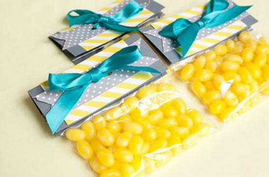 Saquinhos para Lembrancinhas de plástico com balas