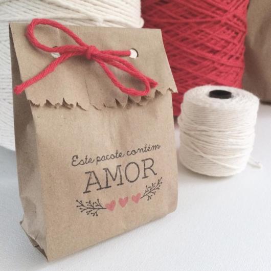 Saquinhos para Lembrancinhas de papel com mensagem romântica