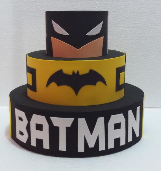 Bolo do Batman Fake com 3 andares