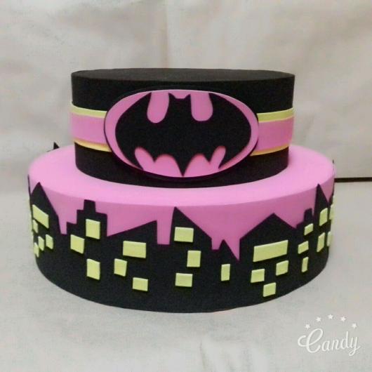 Bolo Fake Batman feminino