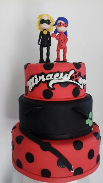 modelos de Bolo Fake Ladybug